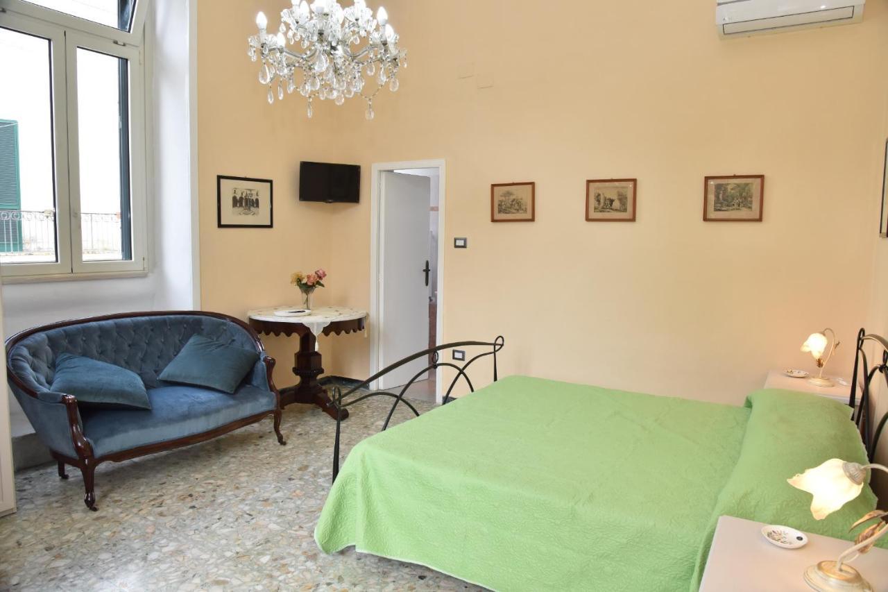 Rosaria Suite & Rooms Лечче Экстерьер фото
